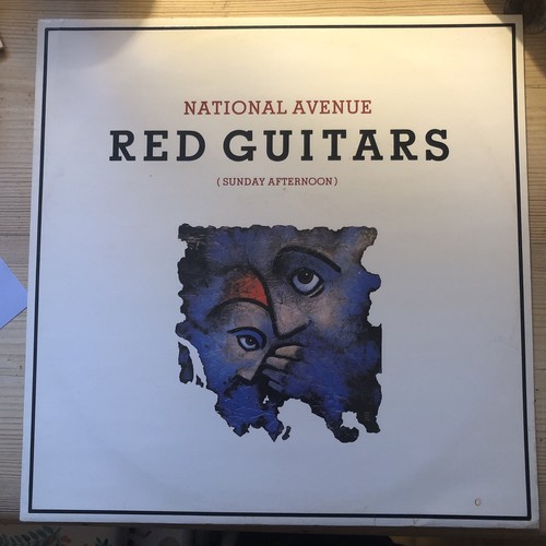 Red guitars national avenue - red,