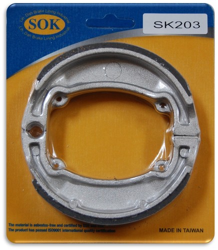 Rear brake shoes - fit, rd