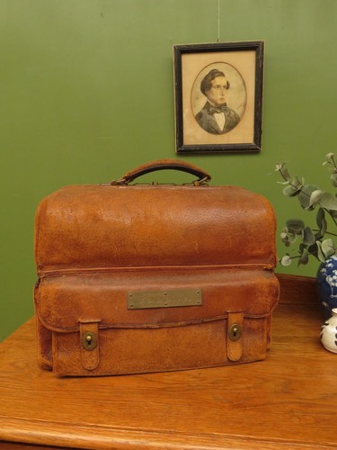 Leather gladstone bag and - gladstone,