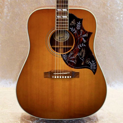Gibson hummingbird - gibson,
