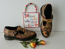 Dr Doc Martens t-strap mary