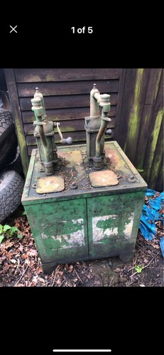 Vintage oil dispenser - dispenser, pump