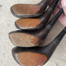4x Vintage Golf Clubs Spalding