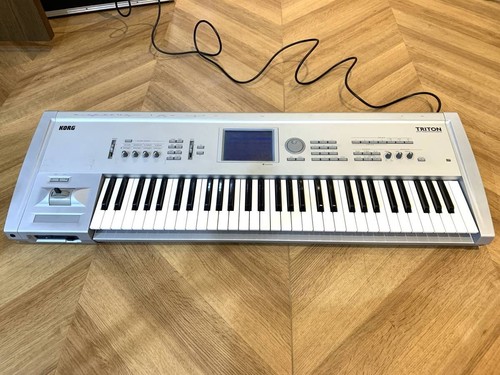 Korg triton key synthesizer - 61,