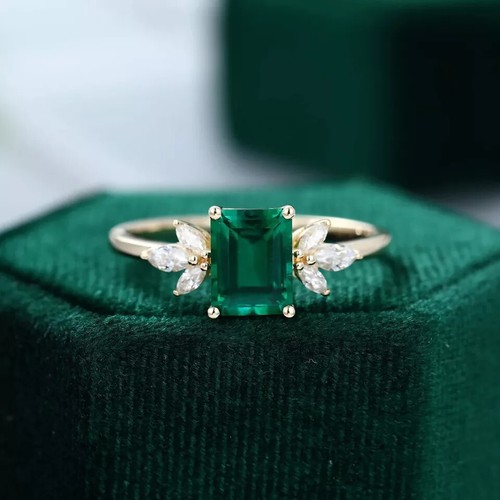 Emerald cut diamond - ct,