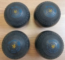 Henselite Lawn Bowls Set of 4