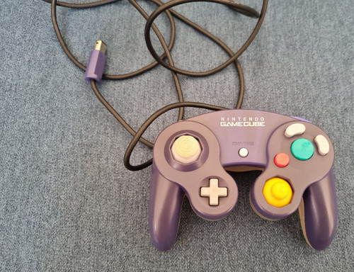 Nintendo gamecube official - nintendo,