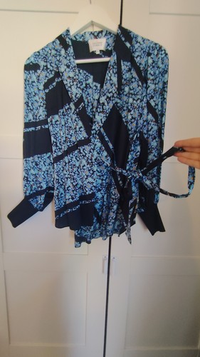 Second female wrap - wrap, size