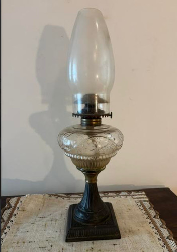 Antique oil lamp,Collins
