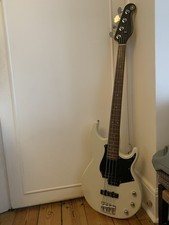 YAMAHA BB234 Electric Bass