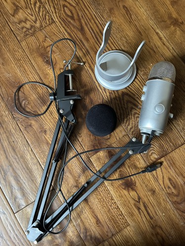 Blue yeti microphone - yeti,