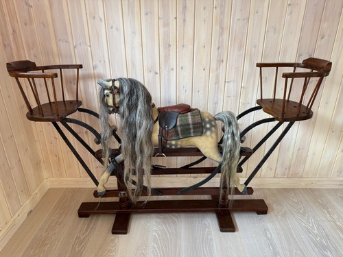 Lines rocking horse end - rocking,