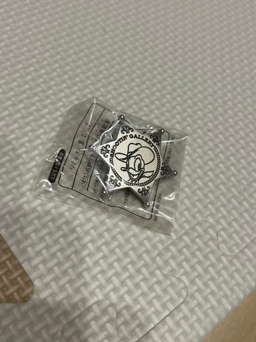 Donald duck sheriff - sheriff, badge