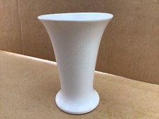 SYLVAC   MATT    WHITE    VASE