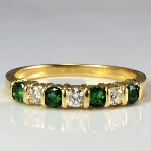 Round cut green emerald - cut,