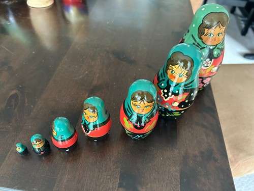 Wooden russian doll set - 7,
