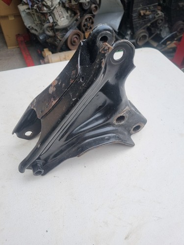 Honda rear engine bracket - honda,