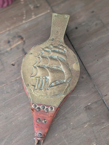 Vintage small brass leather - brass, &