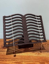 Vintage VICTOR ENGLAND Cast