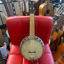 Broadcaster 1920's Pearloid