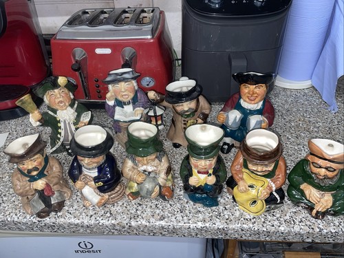 Roy kirkham toby jugs - roy, 10