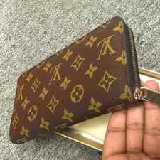 Louis Vuitton Monogram Zippy