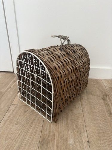 Vintage wicker cat - wicker, carrier