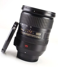 Nikon AF-S DX VR 18-200mm