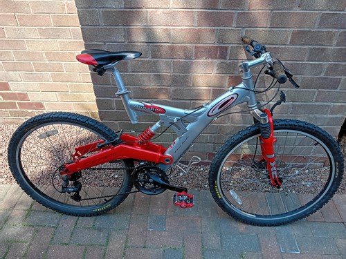 Carrera banshee mountain bike - banshee,