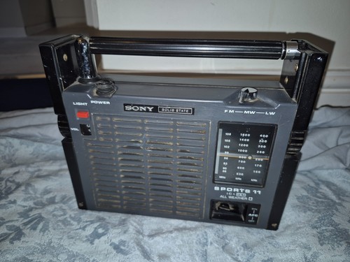 Sony sports radio black - 11,