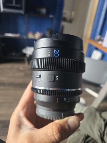 Sirui 20mm 33x - 20mm, t1.8