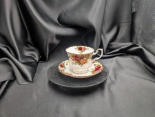Royal Albert "Old Country Roses" Footed Tea Cup and Saucer Set