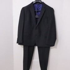 Mens Magee Classic fit 2 piece black tonal pinstripe suit size 48/42s