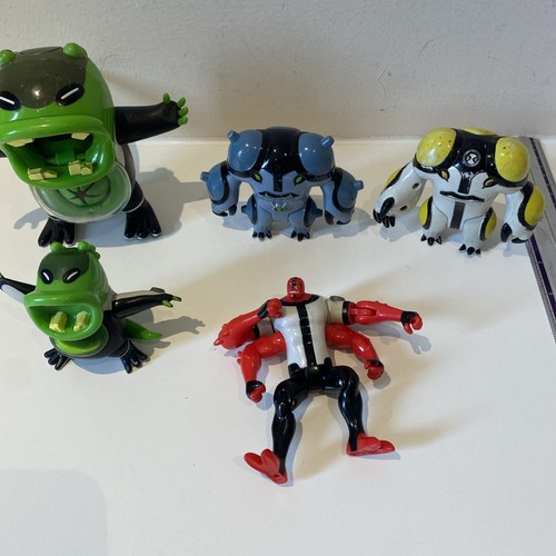 Bundle ben figures - of,