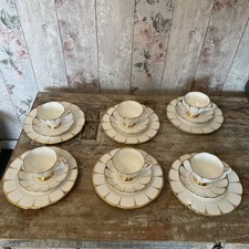 Art Deco Royal Vale Gold