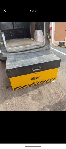 Van vault tipper tool - vault,
