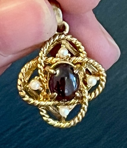 Vintage 1960s victorian - vintage,