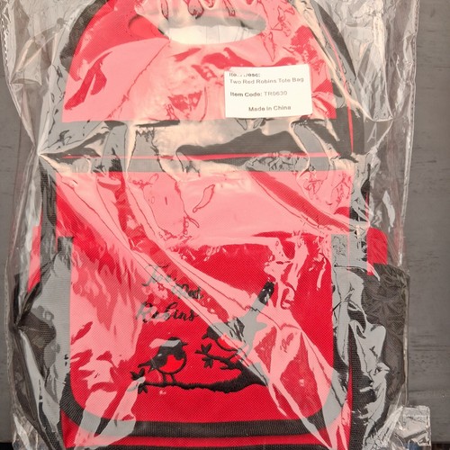 Two red robins craft tote - /,