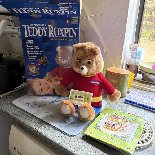 Teddy ruxpin vintage - teddy, bear