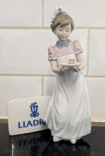 Lladro figurine happy birthday - figurine,