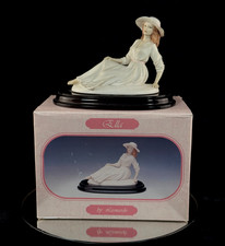 Leonardo Collection Ella Figurine by Annie Rowe with Box 705g 6" Lady gift