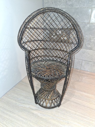 Vintage peacock wicker - peacock, doll's
