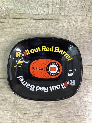 Watneys red barrel ashtray - red,