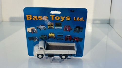 Base toys scale - base-toys, 1/76