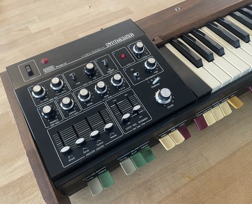 Roland 1000 synthesizer - sh,