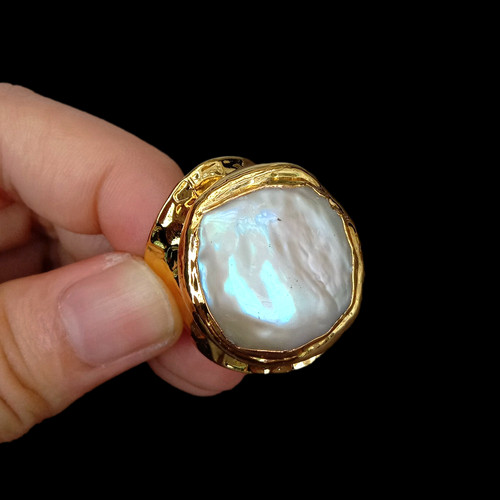 Cultured white baroque - baroque, pearl