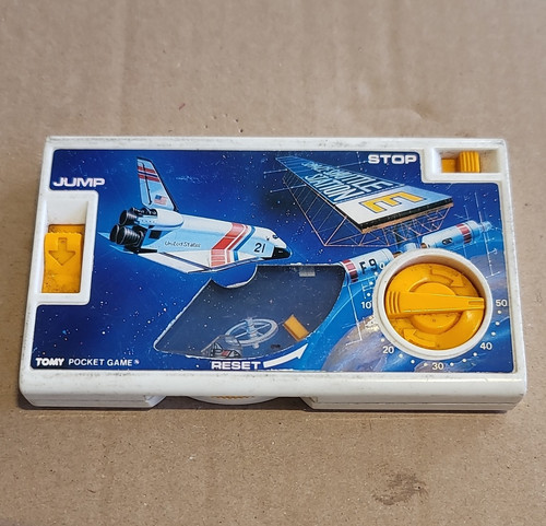 Tomy pocket game space shuttle - game,