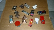 14 x Vintage lighters, cars