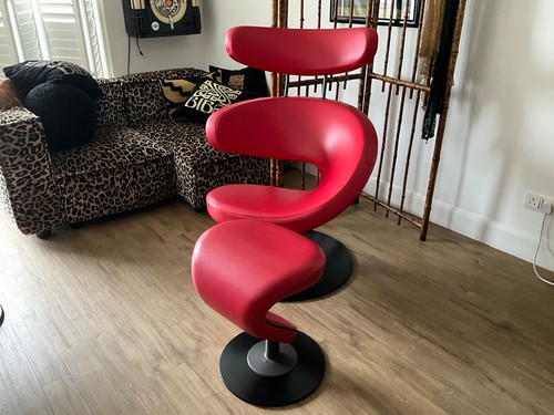 Stokke peel chair red leather