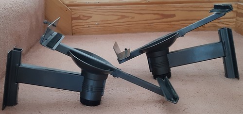 Wall mounted speaker brackets